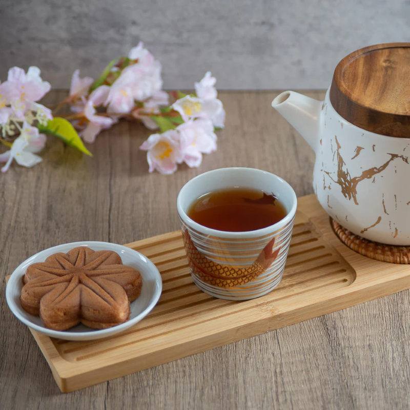 Yumi, thé noir japonais aux pétales de cerisier Yumi, thé noir japonais aux pétales de cerisier